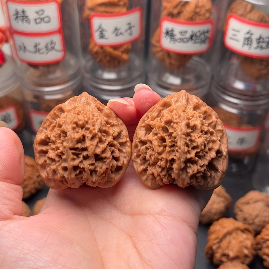 文玩核桃把件43老树满天星