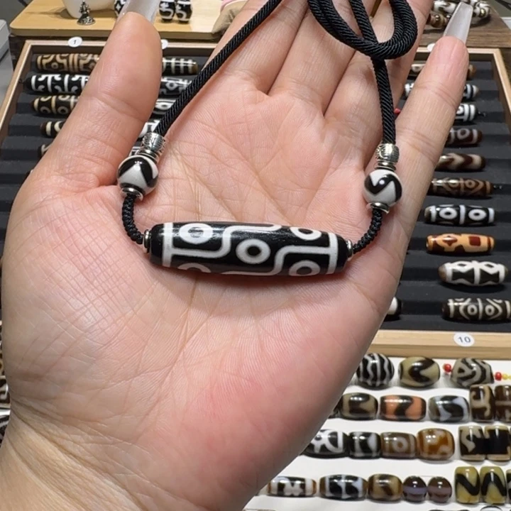 玛瑙/玉髓合金颈饰