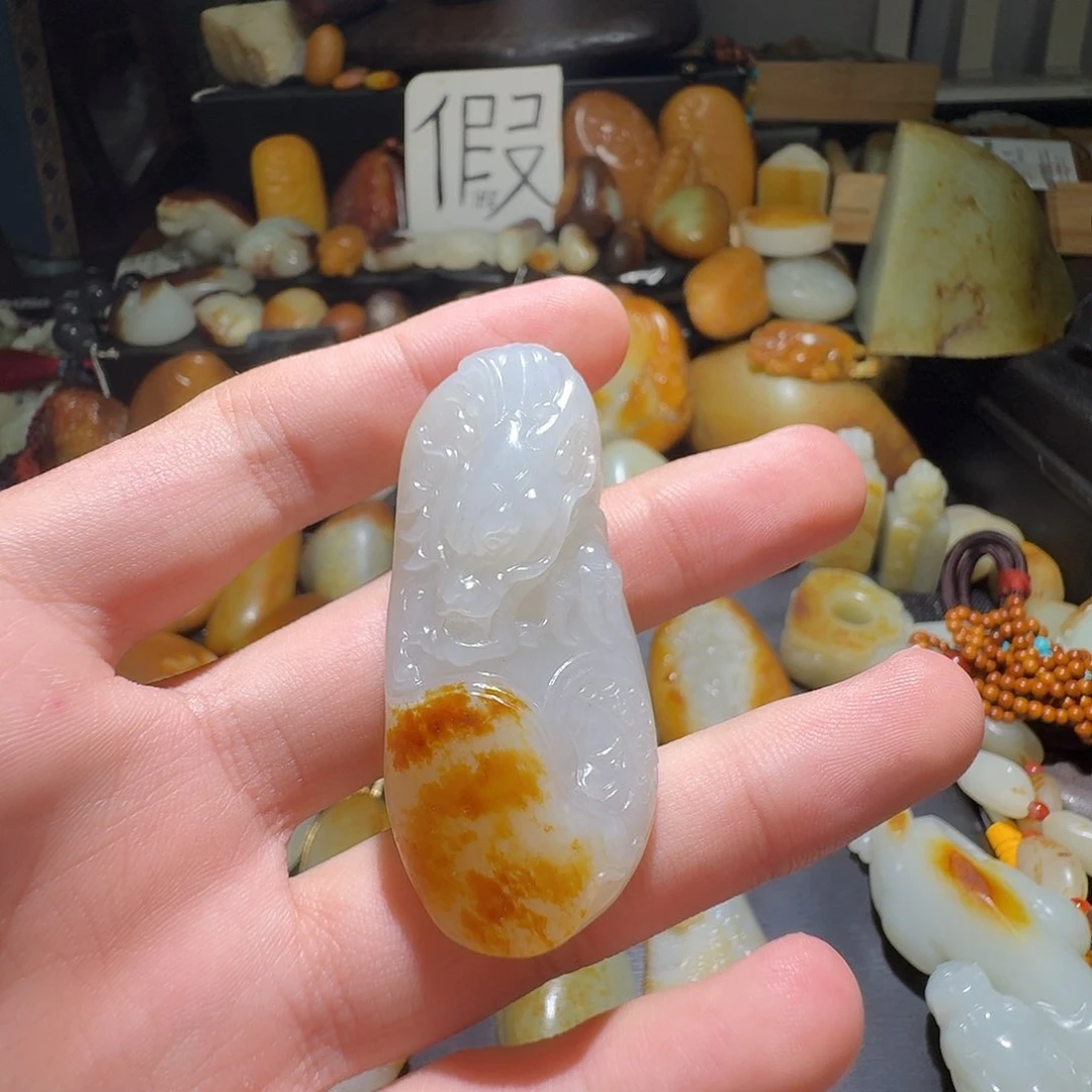 和田玉未镶嵌颈饰