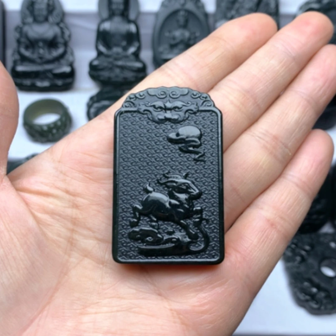 【闪购商品】和田玉颈饰未镶嵌双面雕刻