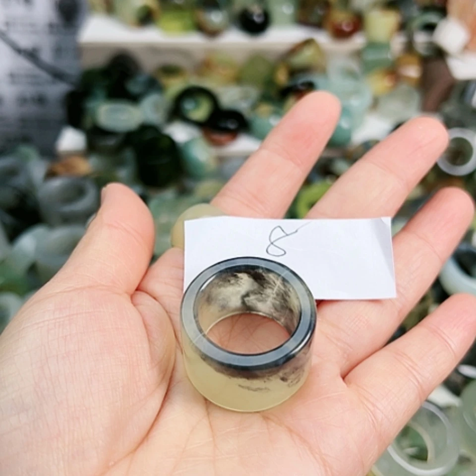 【闪购商品】蛇纹石玉戒指未镶嵌L****r