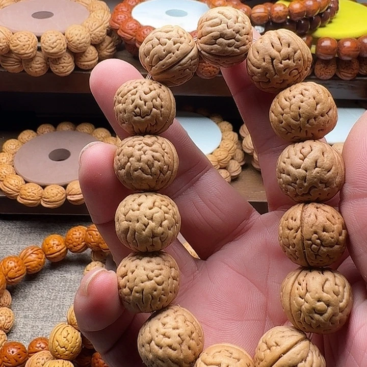 安***山桃核手串锦州大肌肉手串