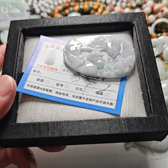翡翠未镶嵌颈饰天然翡翠吊坠