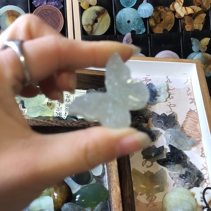 岫玉未镶嵌岫玉挂件