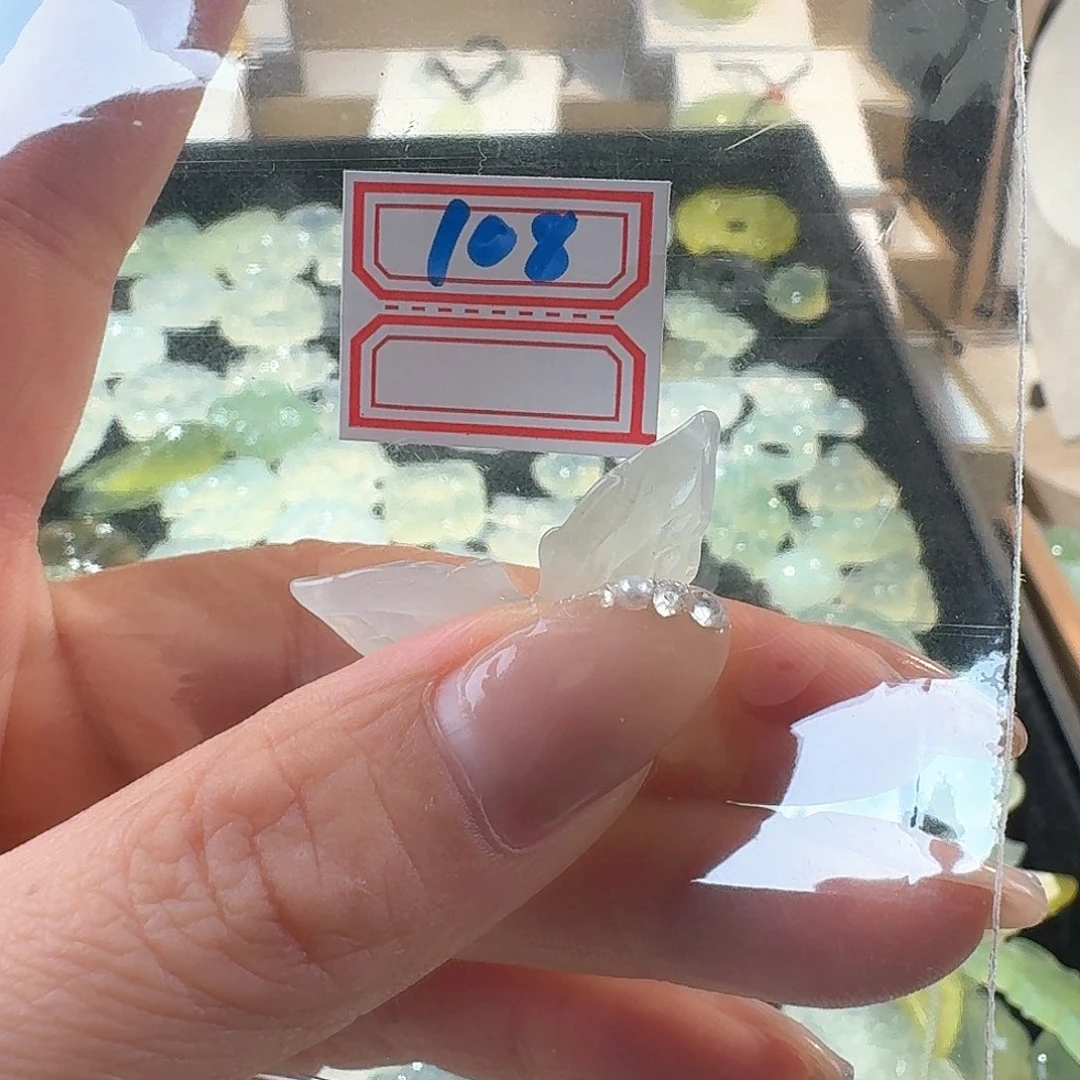 蛇纹石玉合金颈饰精美礼品