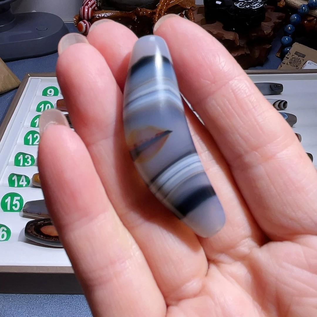 三***儿吊坠玛瑙未镶嵌玛瑙珠