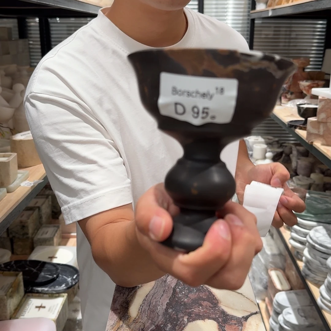 D95手感。   不差钱。
