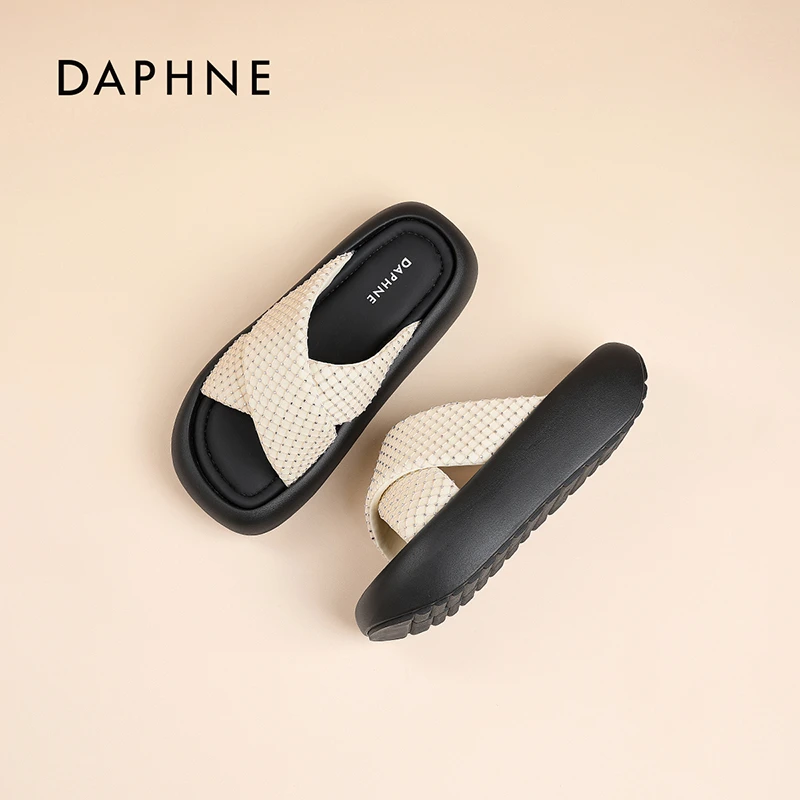 达芙妮增高凉拖鞋女2025夏季新款时尚百搭厚底外穿轻便舒适休闲鞋