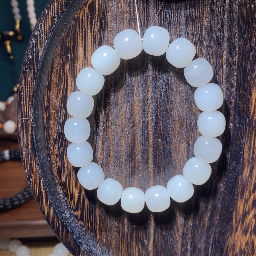 和田玉手串未镶嵌卡12老型微瑕