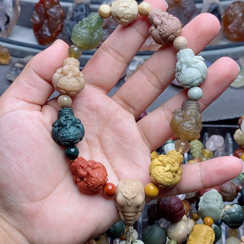 【闪购商品】未镶嵌手持定制石英质玉