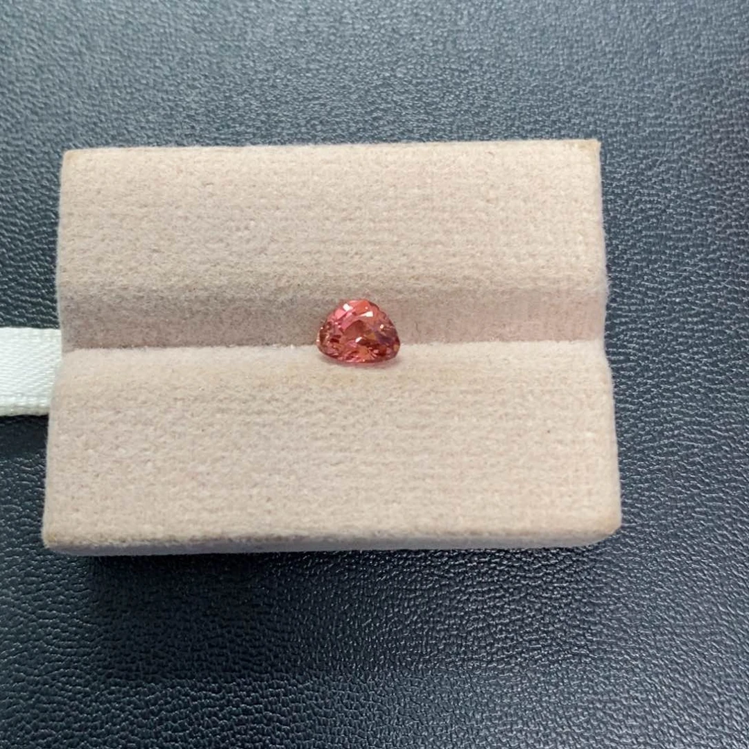 碧玺裸石未镶嵌0.85日落