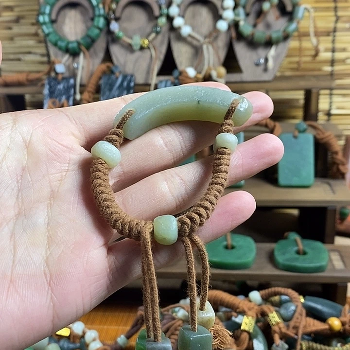 和田玉未镶嵌手链