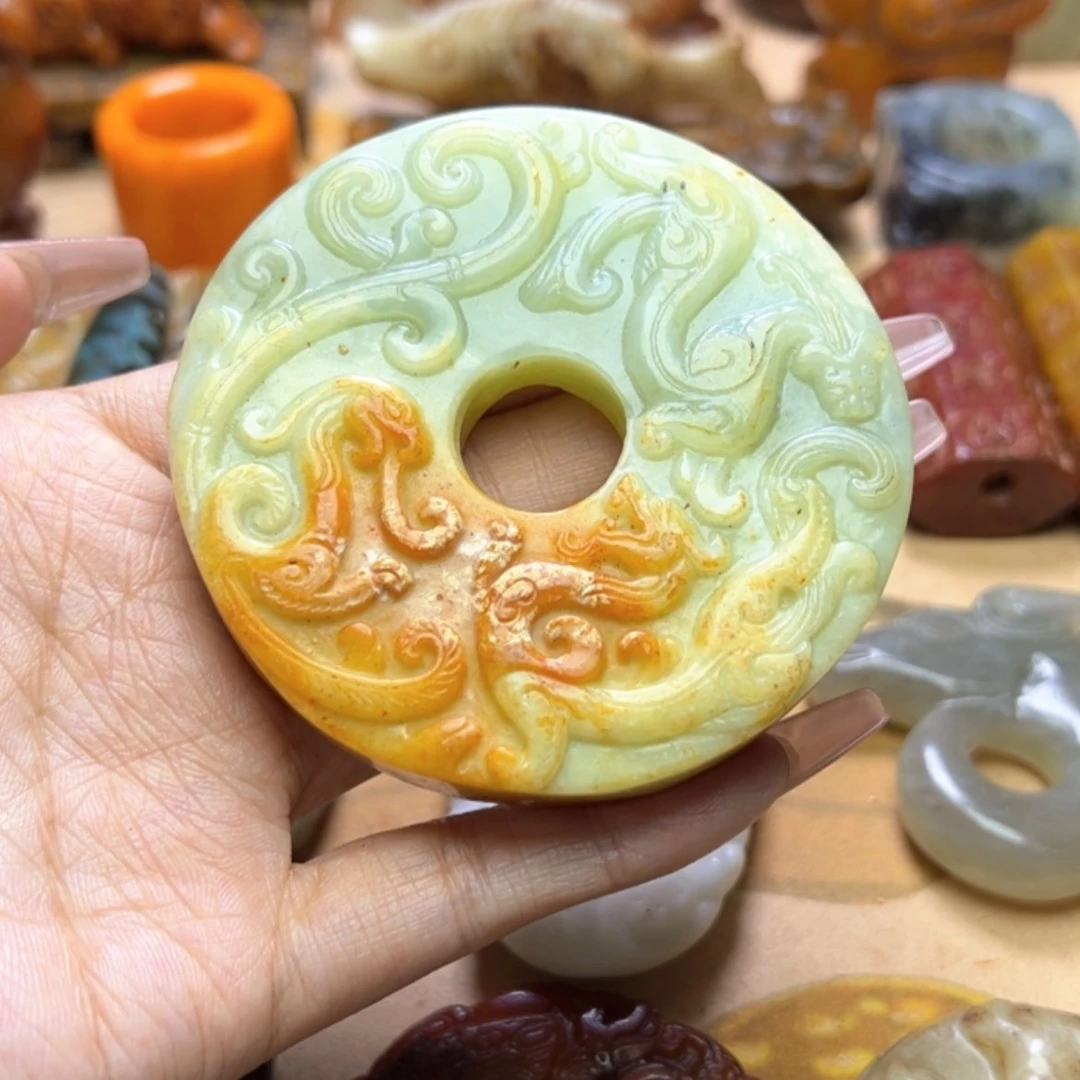 【闪购商品】蛇纹石玉颈饰未镶嵌