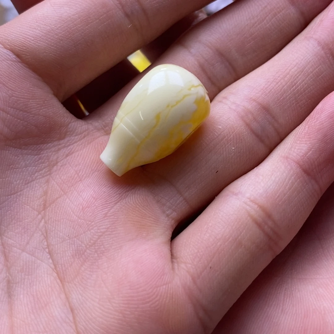 琥珀未镶嵌珠宝奇石王