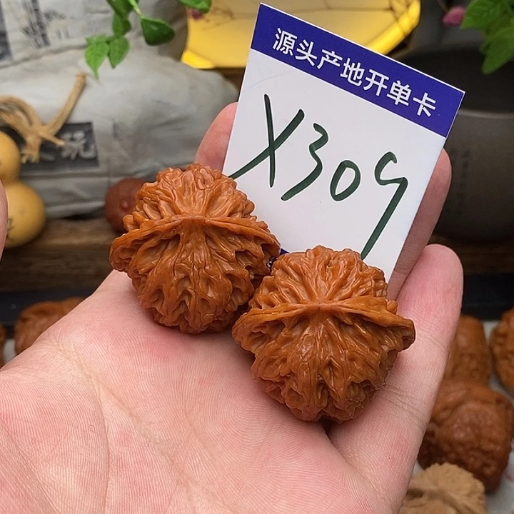 桃核吊坠苹果园边37