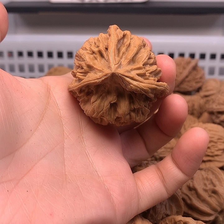 大***闪文玩核桃吊坠文玩核桃