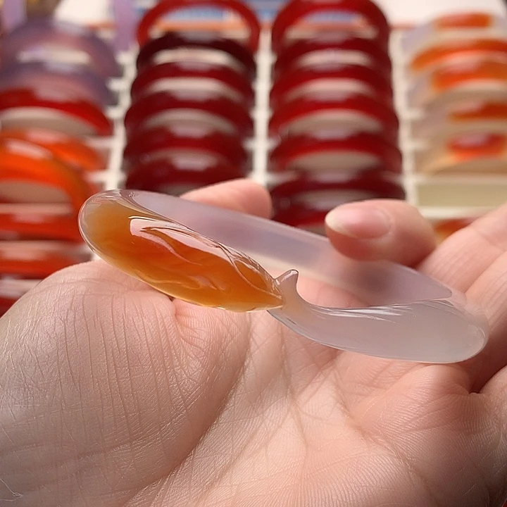 玛瑙/玉髓未镶嵌手镯