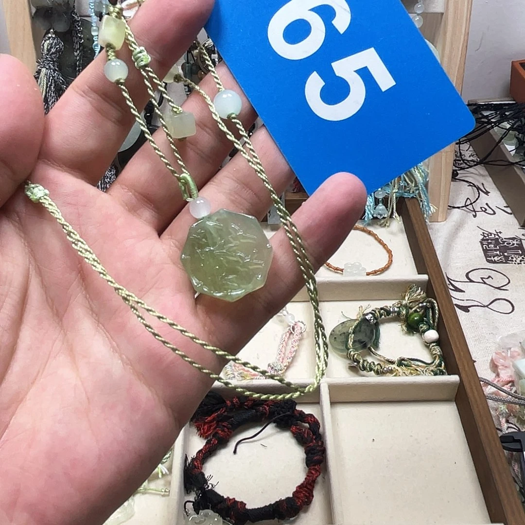 蛇纹石玉合金颈饰