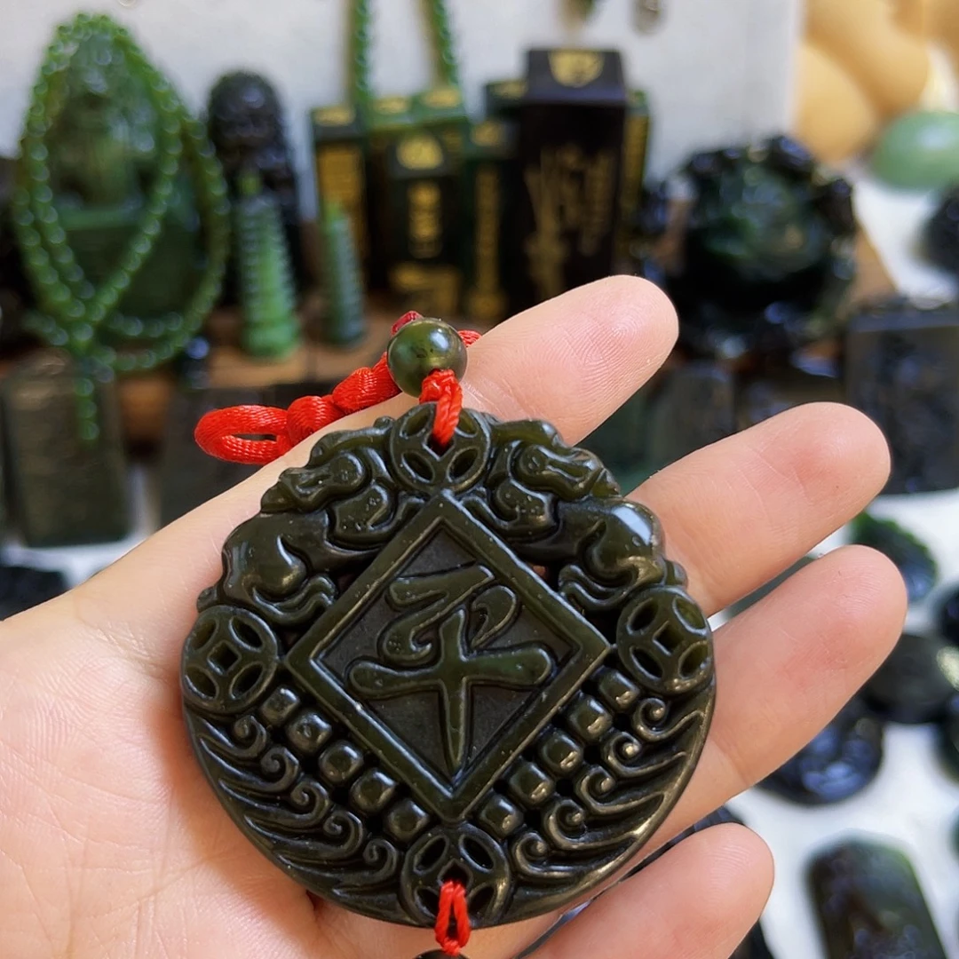 未镶嵌蛇纹石玉颈饰