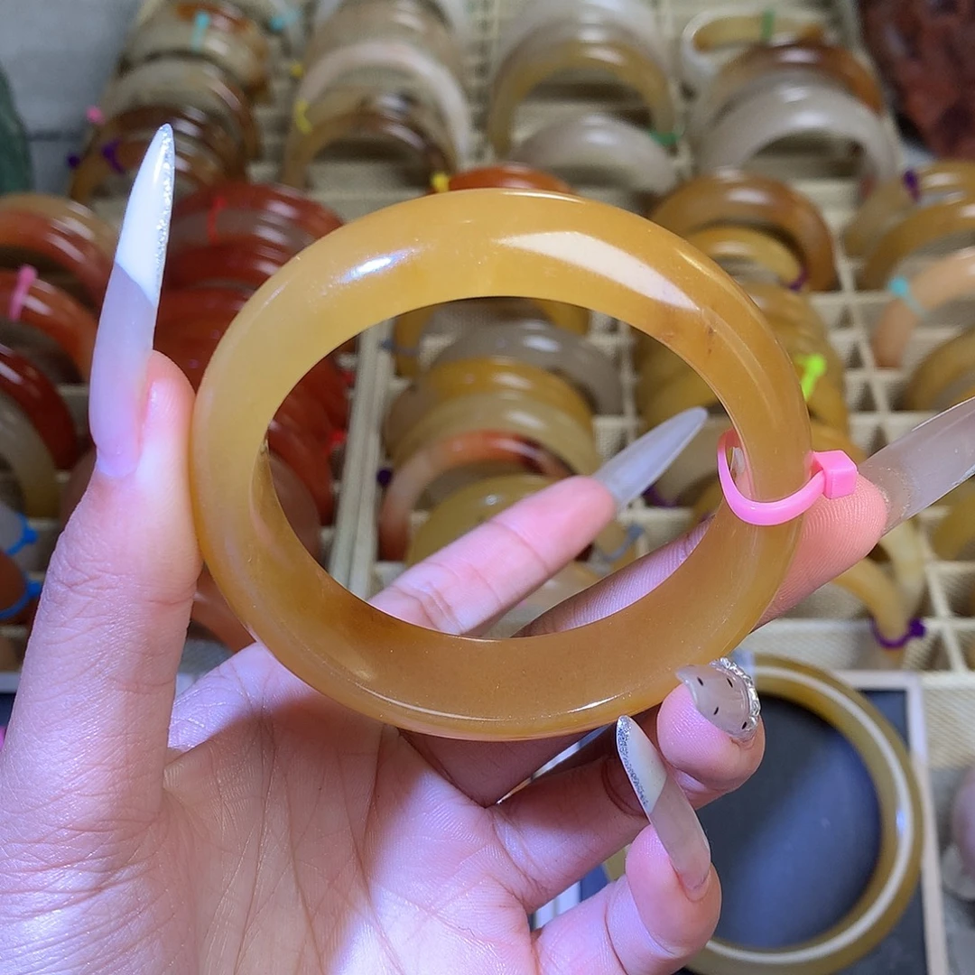 石英质玉（黄龙玉）未镶嵌手镯