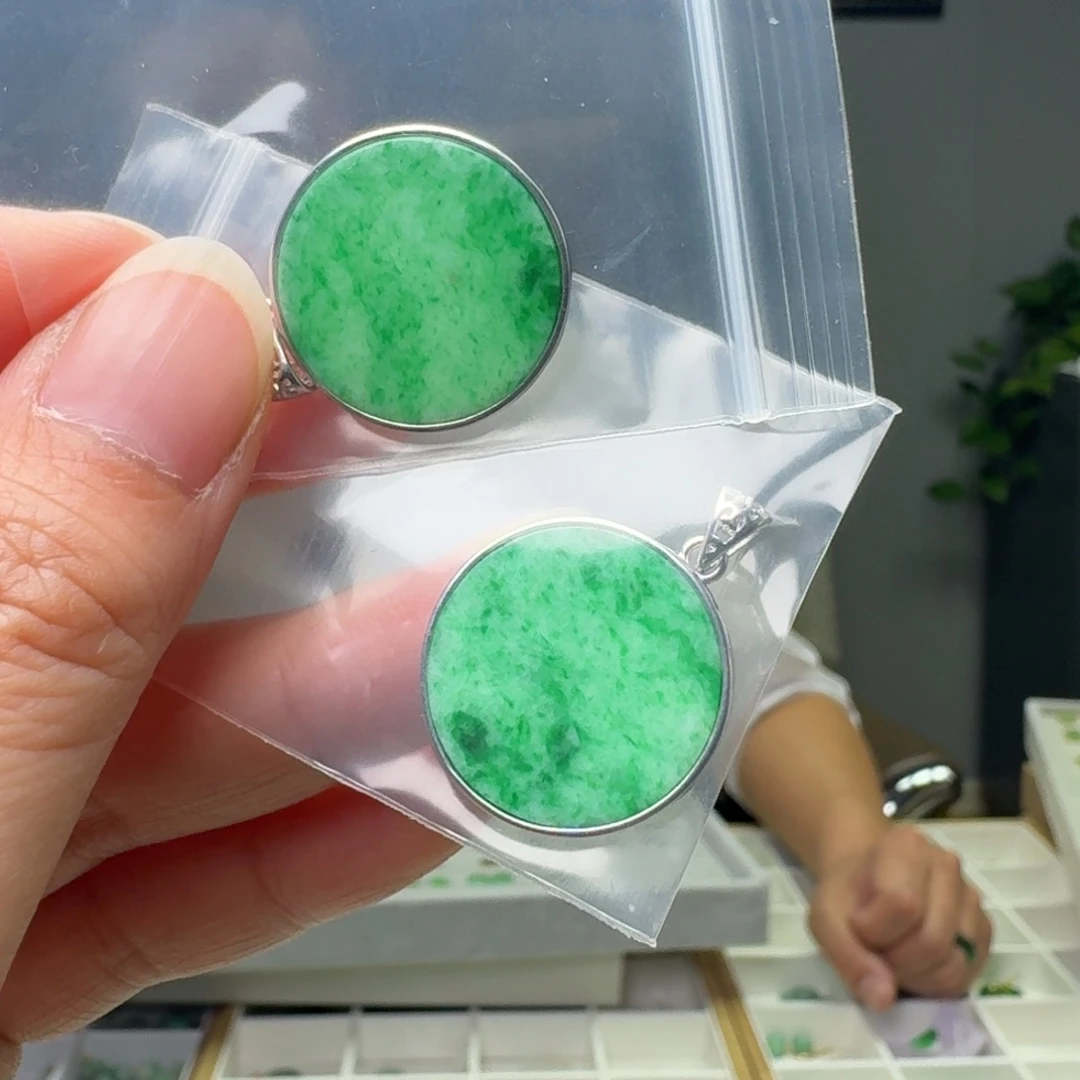 翡翠银S925镶嵌吊坠(不含链)多样性发货其一