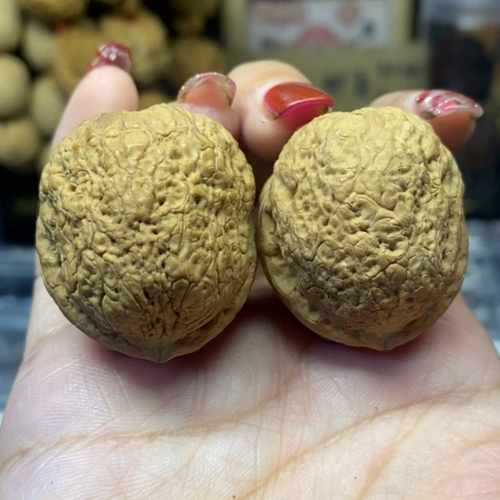 文玩核桃吊坠77元宝细纹