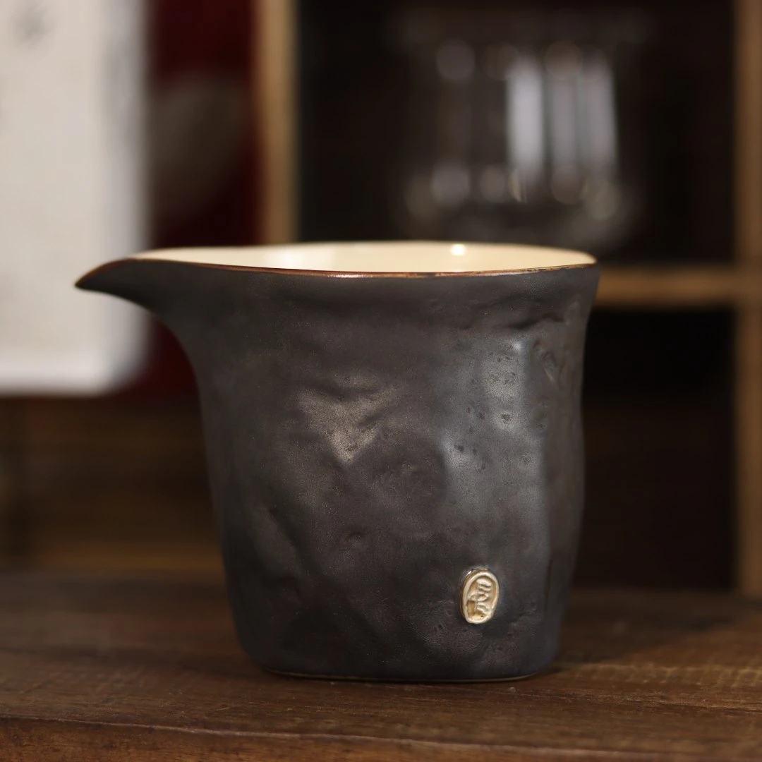 黑釉金韵 公道杯