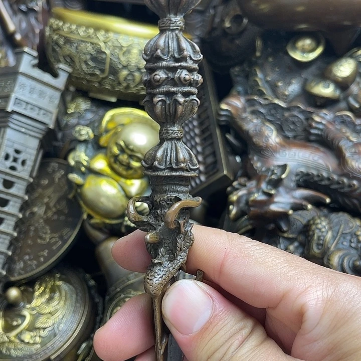 铜器摆件有限责任公司