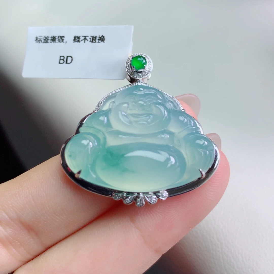 颈饰18K金镶嵌翡翠翡翠吊坠