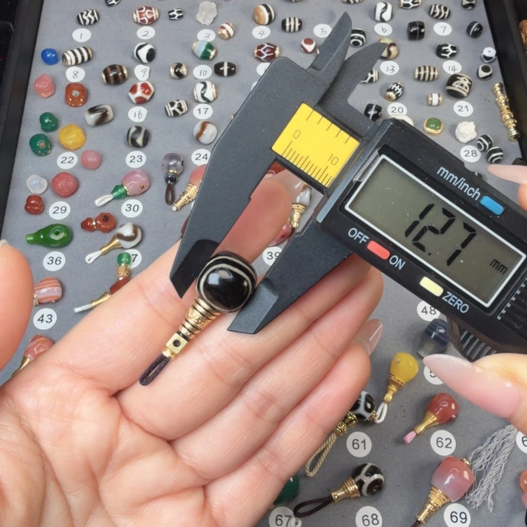 玛瑙/玉髓未镶嵌饰品