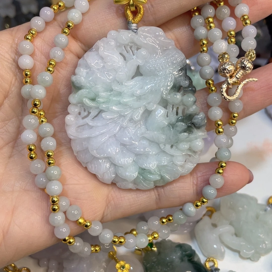 翡翠未镶嵌颈饰拍2单198元发货