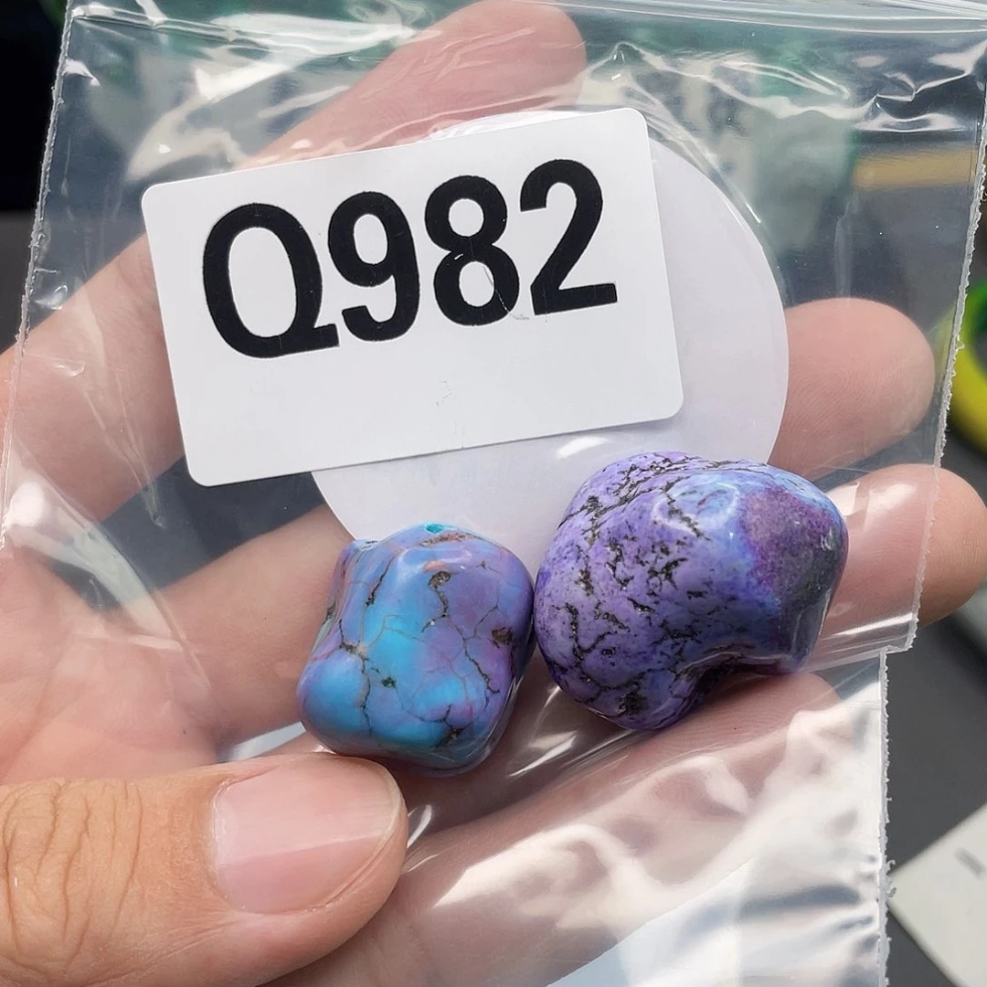 湖北十堰原矿绿小松