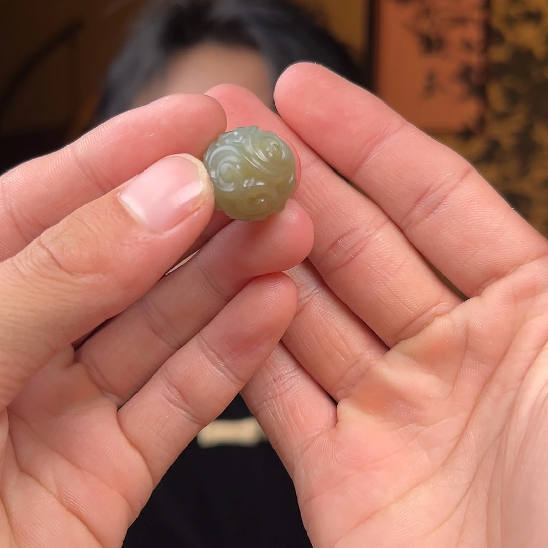 和田玉吊坠(不含链)未镶嵌流纹珠