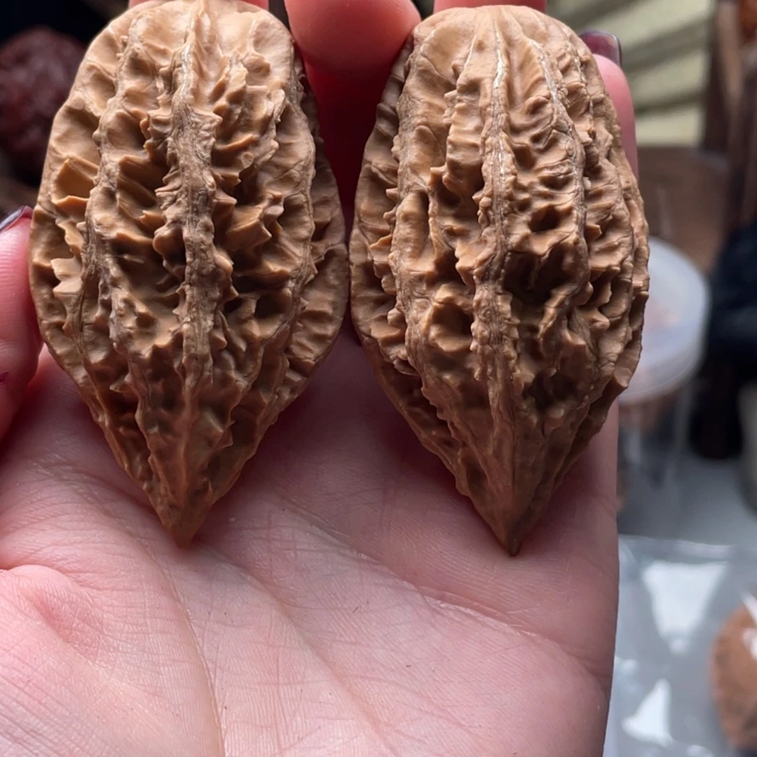 文玩核桃把件楸刀鱼90
