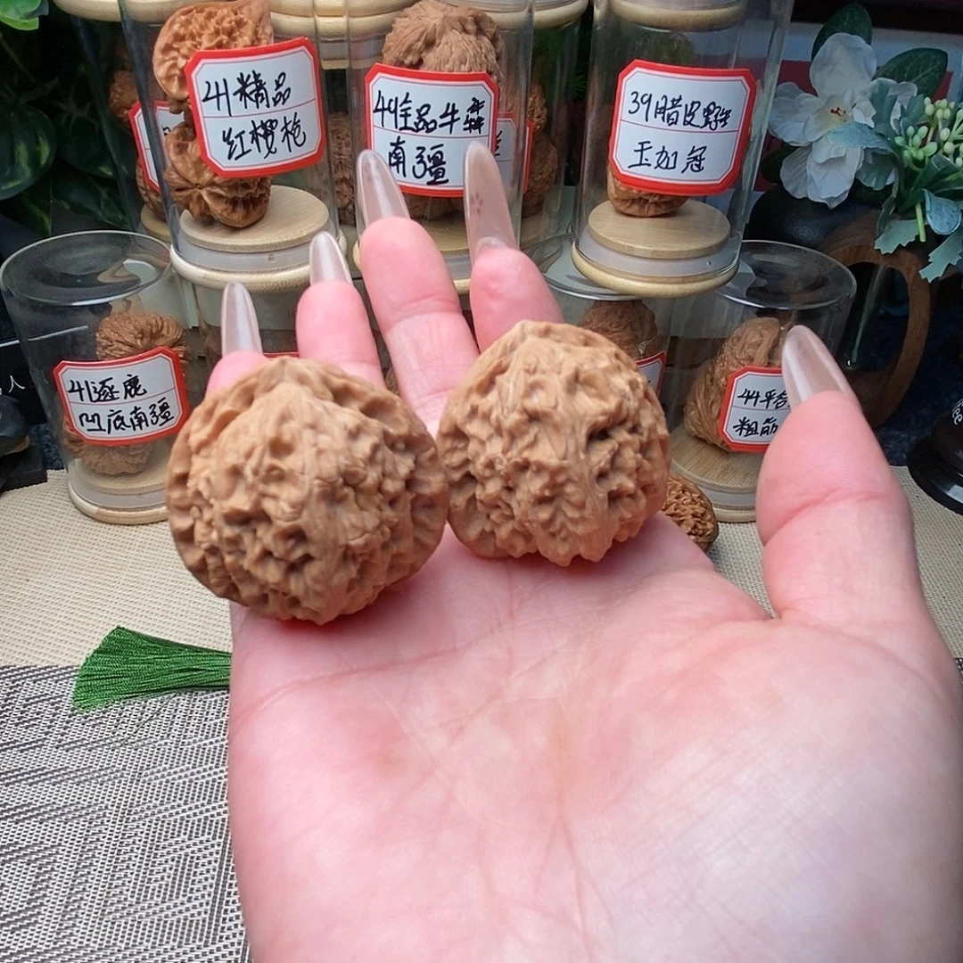 熊***也文玩核桃把件狮子……309