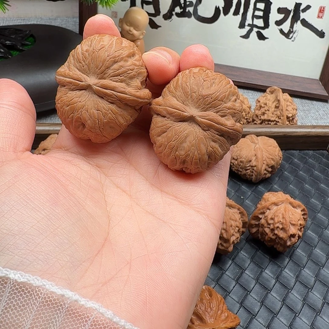 核桃全品红皮元宝44