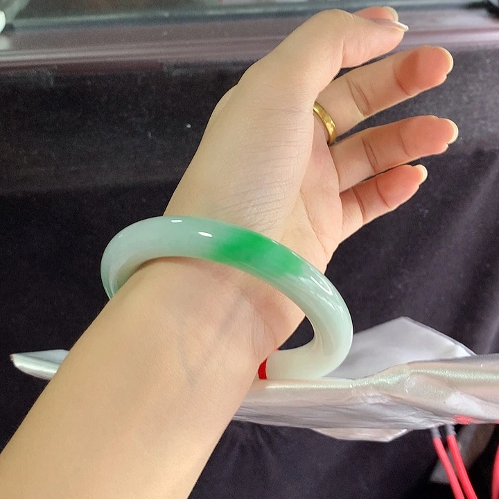 翡翠未镶嵌手镯57圈6280