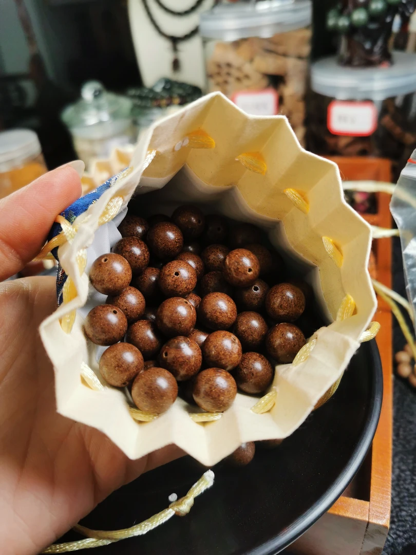 泥塑合香珠养营方香包香囊50克