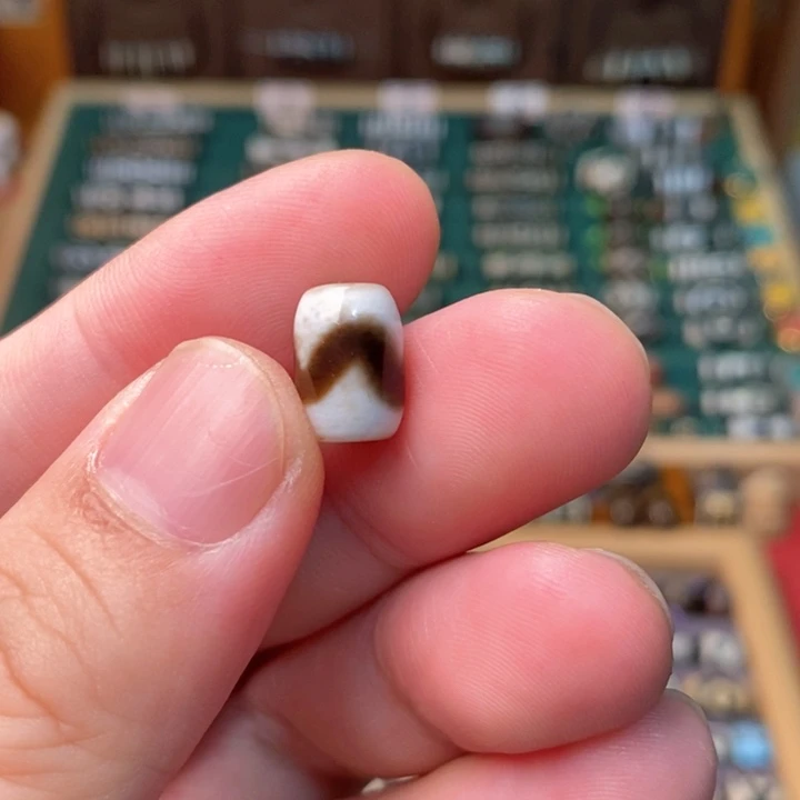 未镶嵌玛瑙/玉髓珠宝半成品