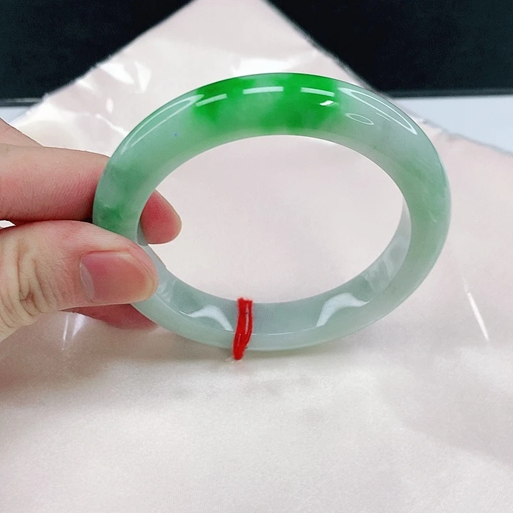 翡翠未镶嵌手镯圈58.3。05014