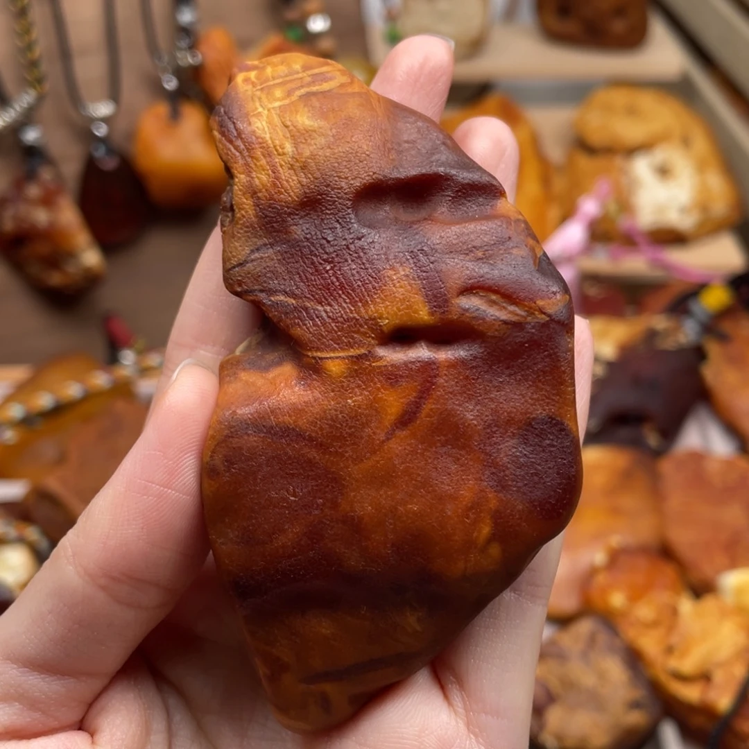 琥珀未镶嵌珠宝奇石