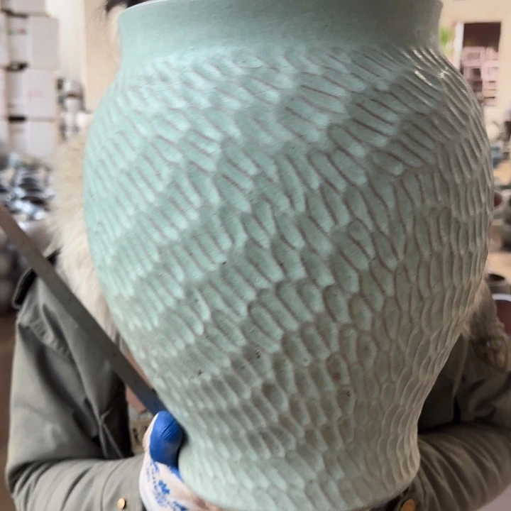 瑕疵高31口20花盆