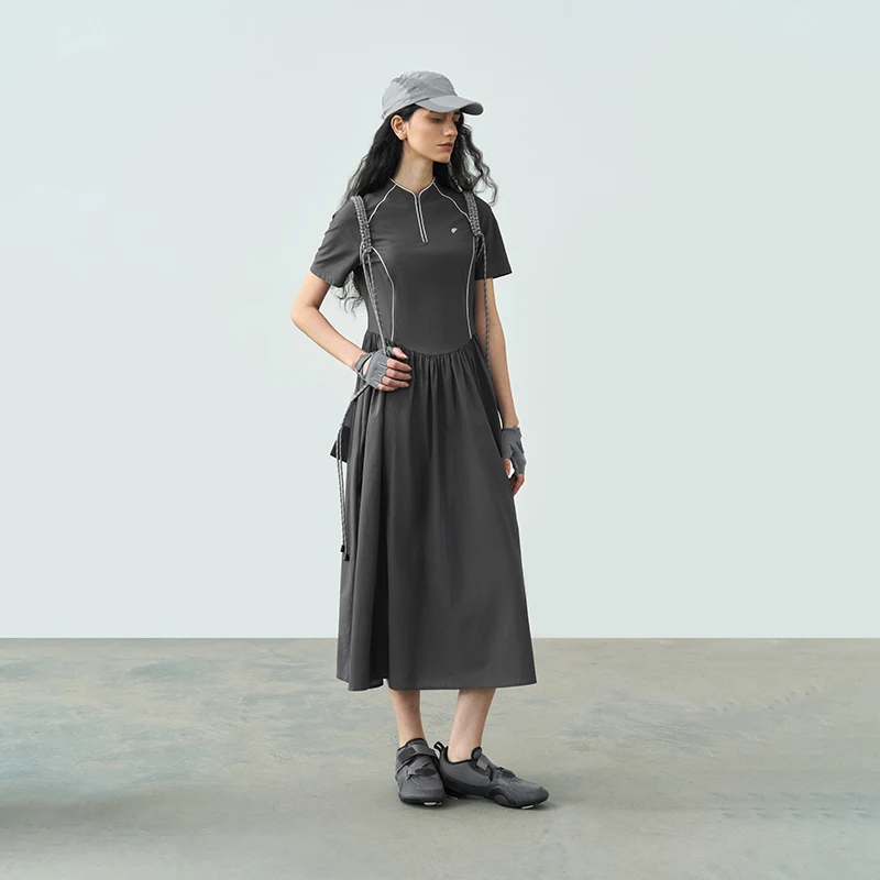 半圆女装[运动]2025夏季小立领拼接高腰连衣裙女a字裙25725276