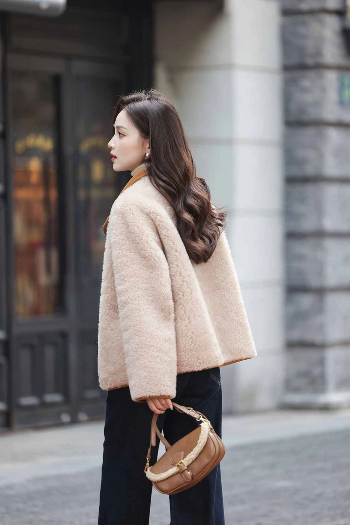 100%羊毛纯色短外套秋冬冬季单排扣通勤风保暖晚宴场合女装