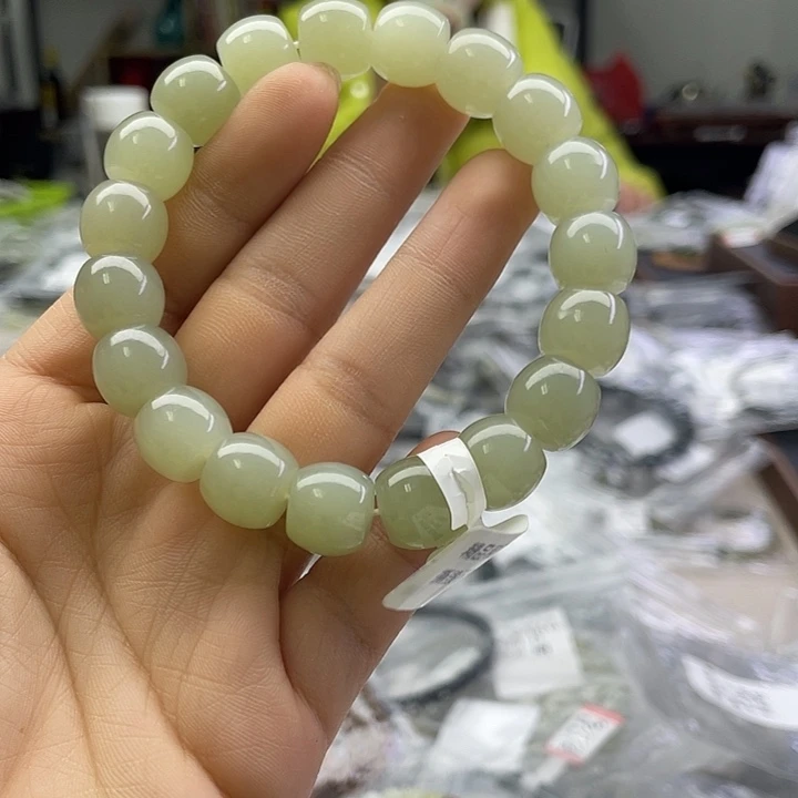 和田玉未镶嵌手串