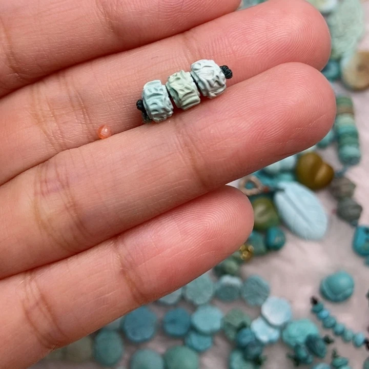 南红玛瑙未镶嵌珠宝奇石