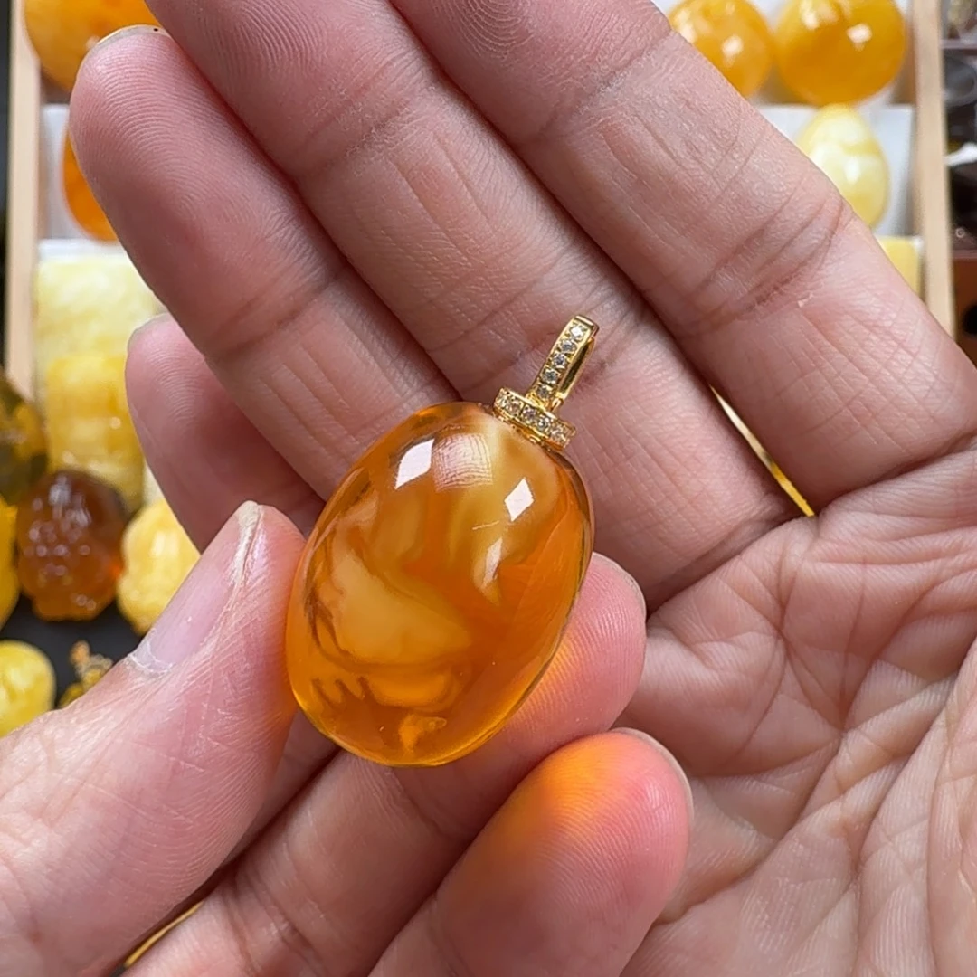 喜***你蜜蜡颈饰18K金镶嵌蜜蜡