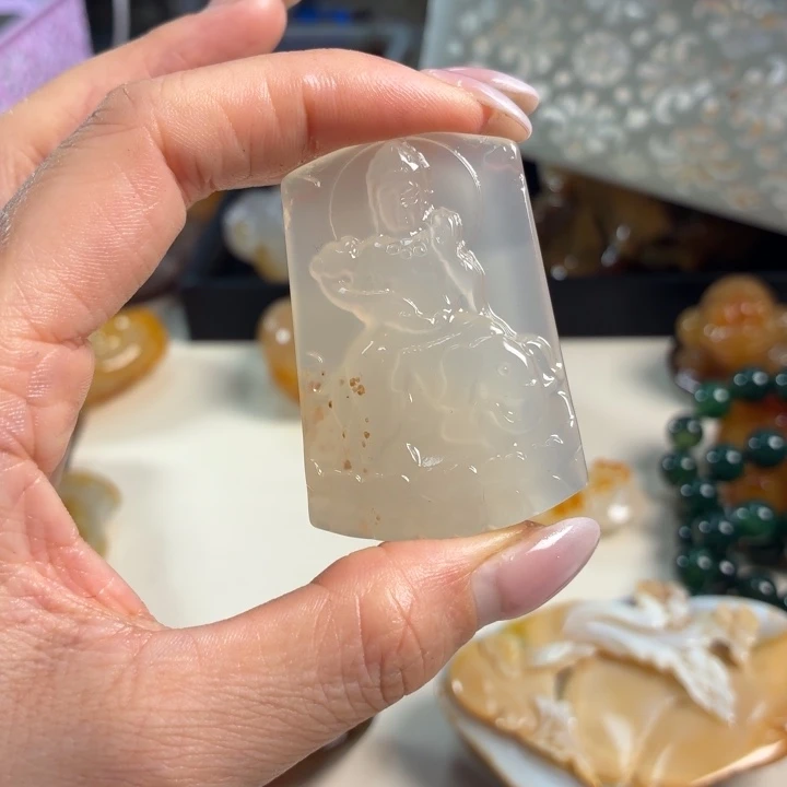 未镶嵌颈饰玛瑙/玉髓