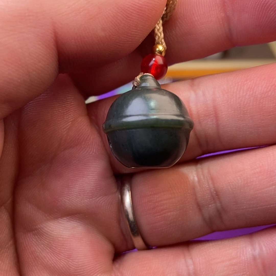 和田玉（糖玉）朱节未镶嵌