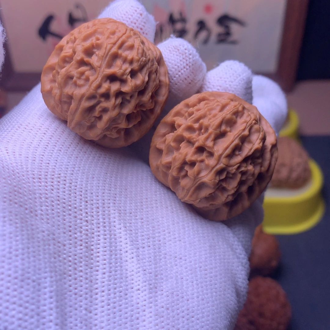 文玩核桃把件34龙眼